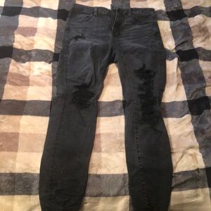 American eagle Distressed black jeans